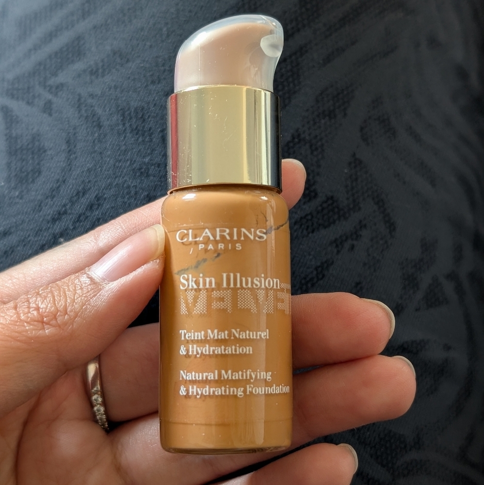 💄💅5/25$💄💅Clarins Skin Illusion Foundation - Natural Tan